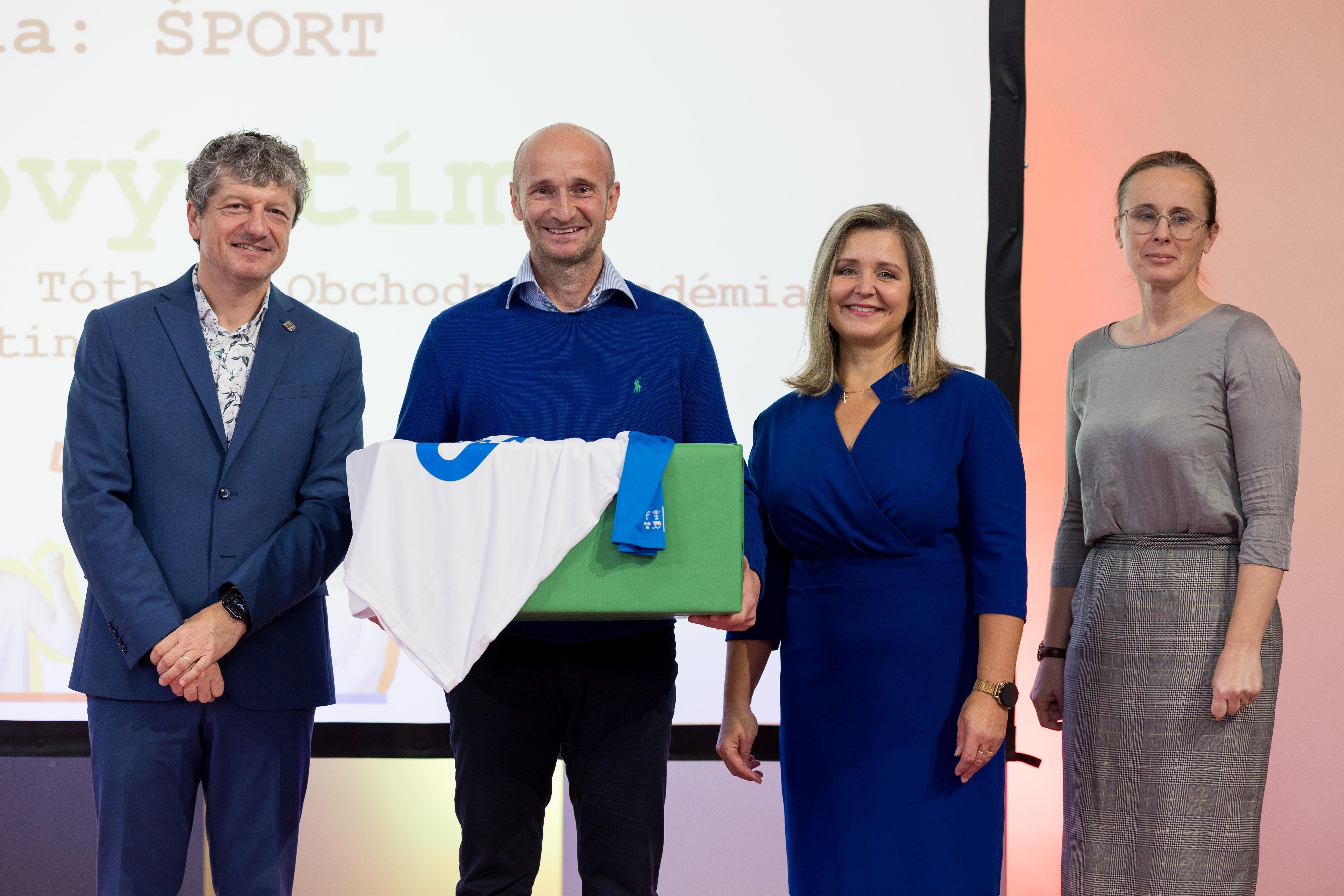 2025 11 14 ocenovanie ziakov skolstvo 42 54923666284 o